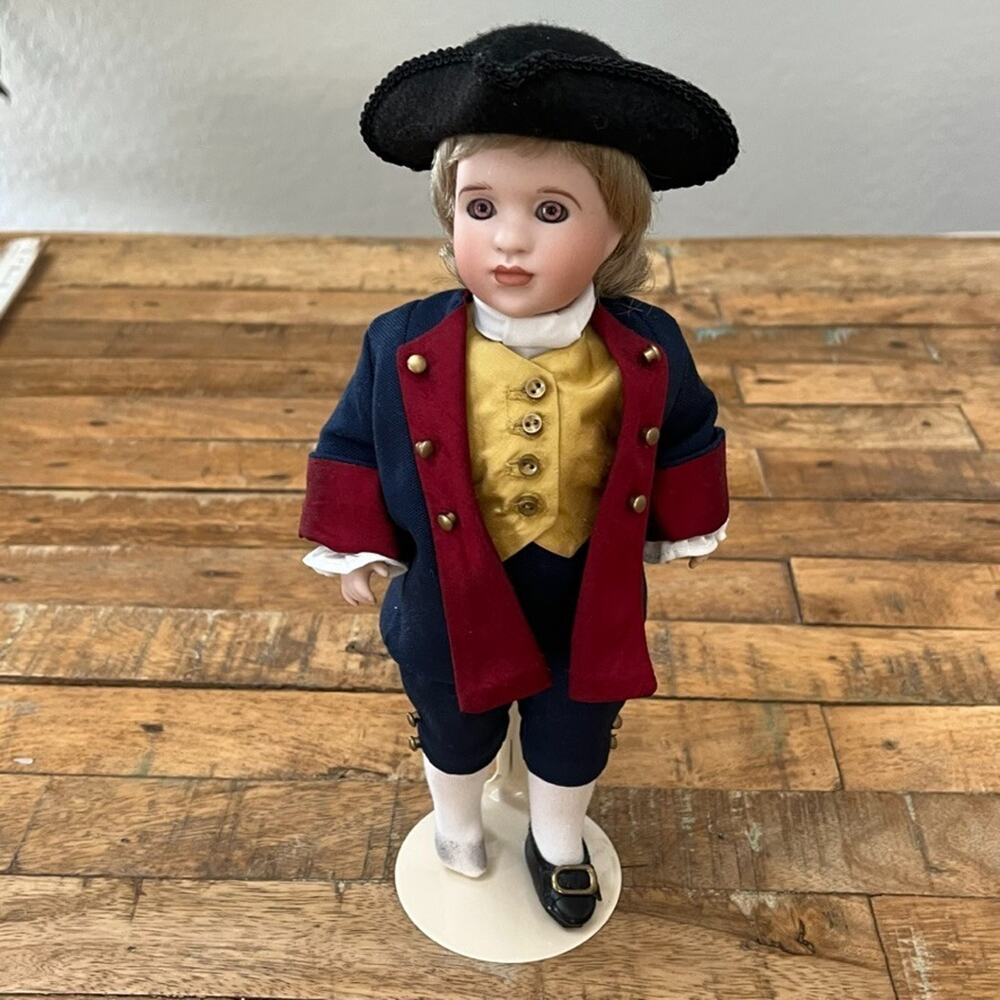 Colonial-era Military Doll Tricorn Hat Blue Coat Red Lapel Yellow Vest 11" Tall